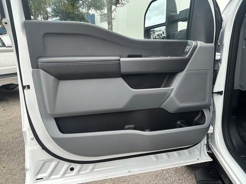 Used 2025 Ford F250 XLT image 37