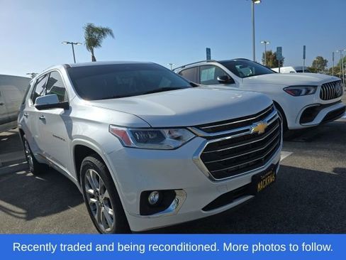Used 2021 Chevrolet Traverse Premier FWD image 5