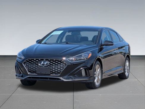 Used 2018 Hyundai Sonata Limited FWD image 9