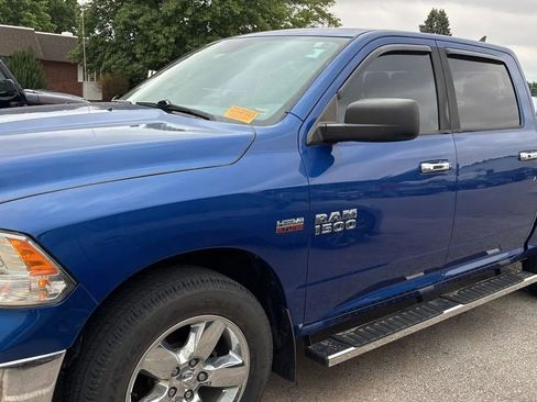 Used 2015 RAM 1500 Big Horn AWD/4WD image 2