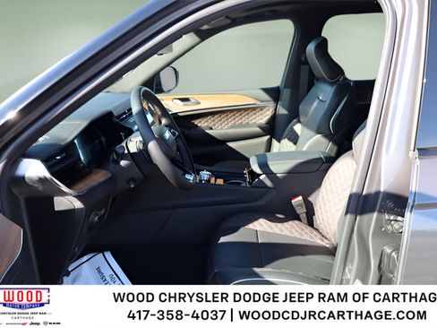New 2026 Jeep Grand Cherokee L Summit w/ Obsidian Package AWD/4WD image 13