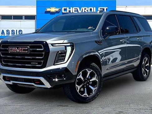 Used 2026 GMC Yukon AT4 Ultimate w/ LPO, Floor Liner Package AWD/4WD image 1