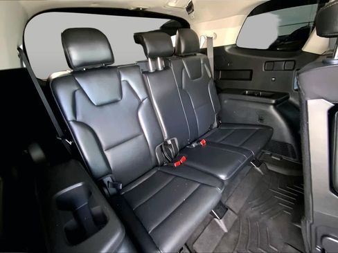 Used 2022 Kia Telluride EX w/ Towing Package AWD/4WD image 34