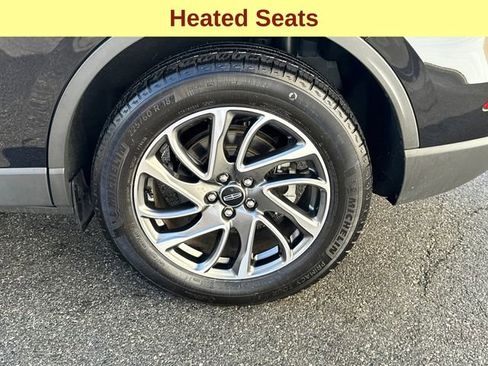 Used 2021 Lincoln Corsair AWD w/ Equipment Group 101A image 9