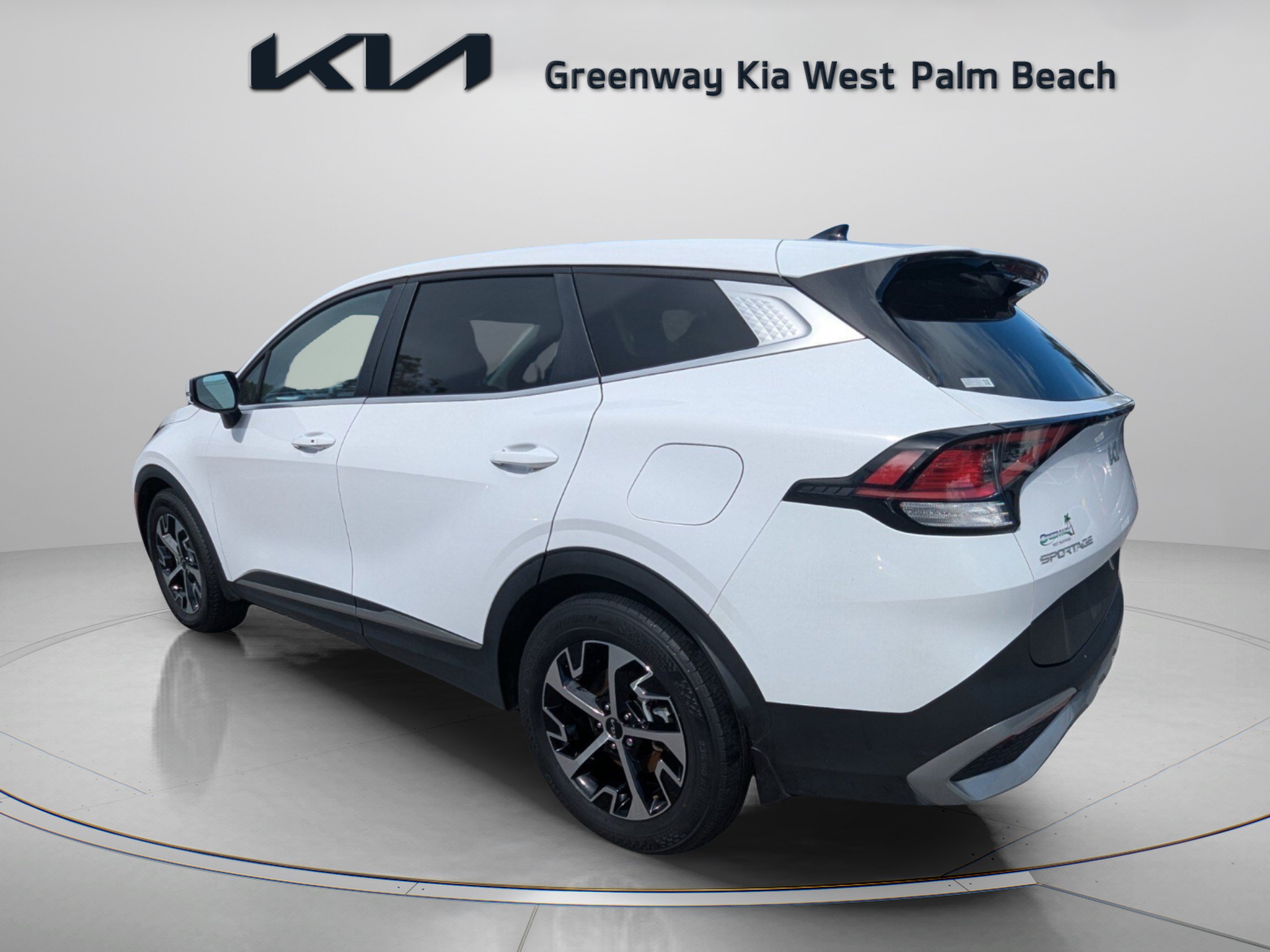 Certified 2023 Kia Sportage EX FWD image 5