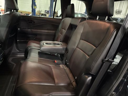 Used 2025 Honda Passport Black Edition image 50