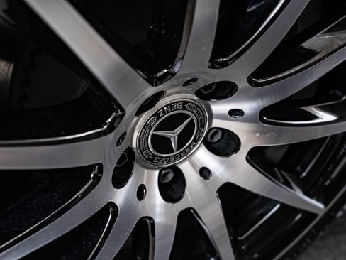 Certified 2023 Mercedes-Benz EQS 580 4MATIC Sedan image 8