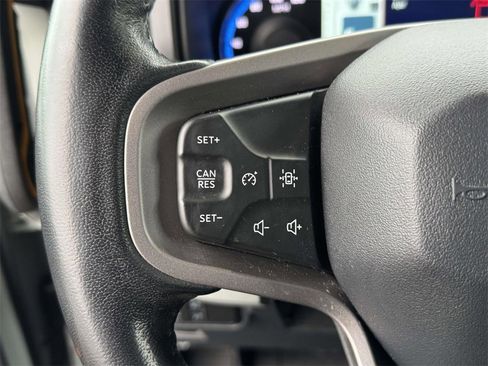 Used 2022 Ford Bronco Badlands w/ Sasquatch Package image 22