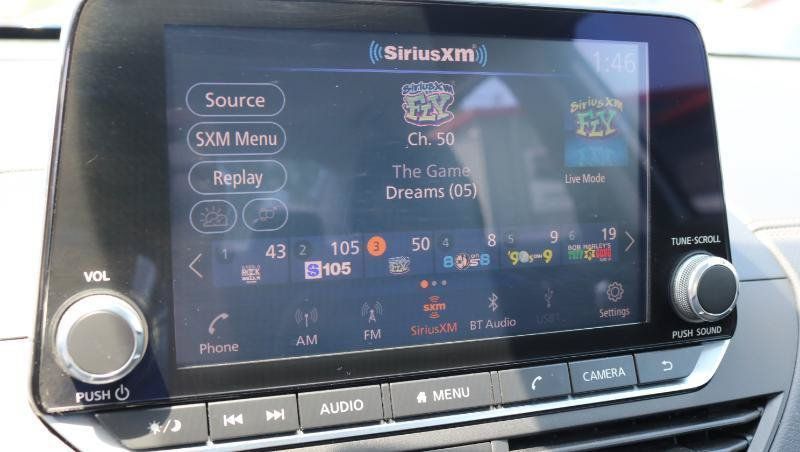 Used 2020 Nissan Altima 2.5 SR w/ Premium Package FWD image 11