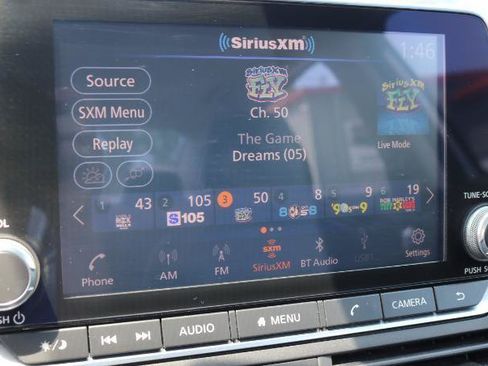 Used 2020 Nissan Altima 2.5 SR w/ Premium Package FWD image 11