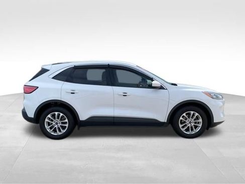 Used 2021 Ford Escape SE w/ Convenience Package FWD image 2