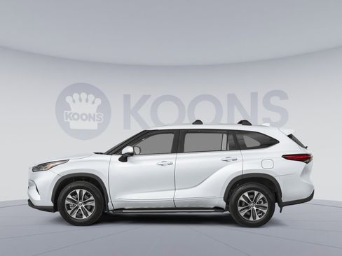 New 2026 Toyota Highlander XLE AWD/4WD image 4