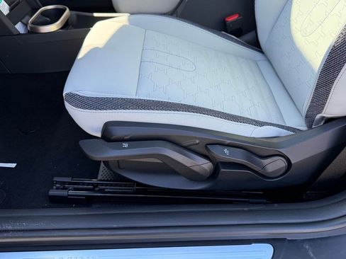 New 2026 MINI Cooper 2-Door Hardtop image 16