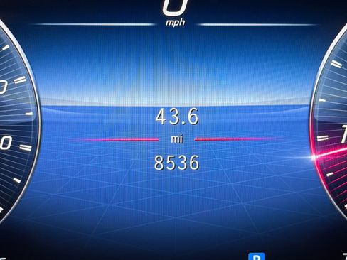 Used 2025 Mercedes-Benz GLE 53 AMG 4MATIC Coupe image 25