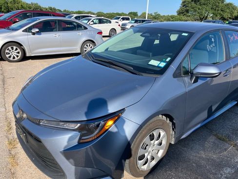 Used 2024 Toyota Corolla LE FWD image 14
