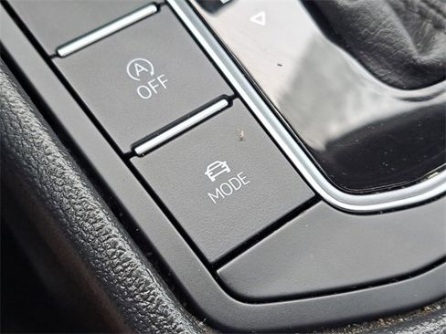 Used 2019 Volkswagen Jetta SEL image 20