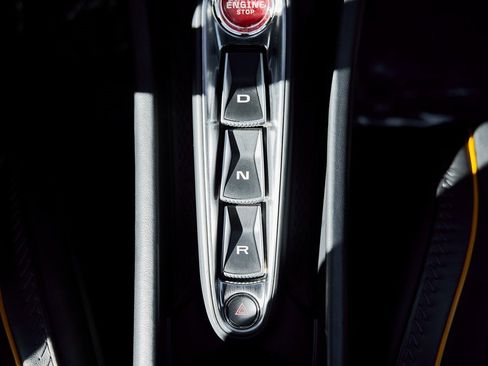 Used 2023 McLaren Artura image 56