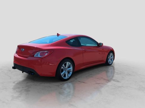 Used 2012 Hyundai Genesis 2.0T RWD image 8