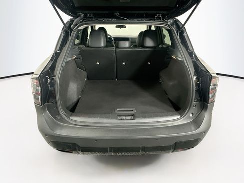 Used 2025 Nissan Kicks SR FWD image 29