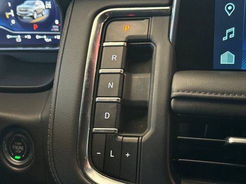 Used 2023 Chevrolet Tahoe High Country AWD/4WD image 25