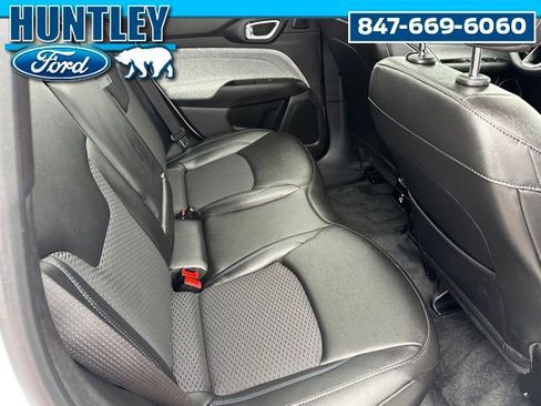 Used 2025 Jeep Compass Latitude w/ Sun & Sound Group image 11