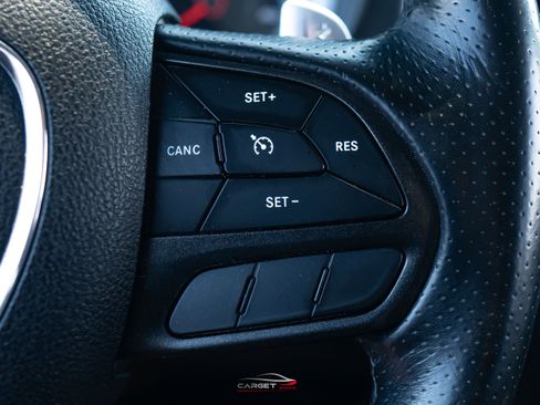 Used 2020 Dodge Charger Scat Pack RWD image 24