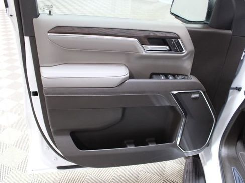 New 2026 GMC Sierra 1500 SLT w/ SLT Premium Plus Package image 18