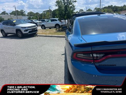 Used 2020 Dodge Charger SXT w/ Blacktop Package RWD image 4