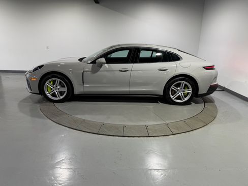 Used 2025 Porsche Panamera 4 AWD/4WD image 12