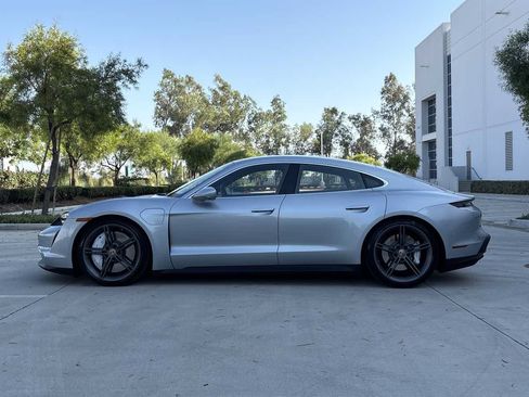 Used 2020 Porsche Taycan 4S AWD/4WD image 6