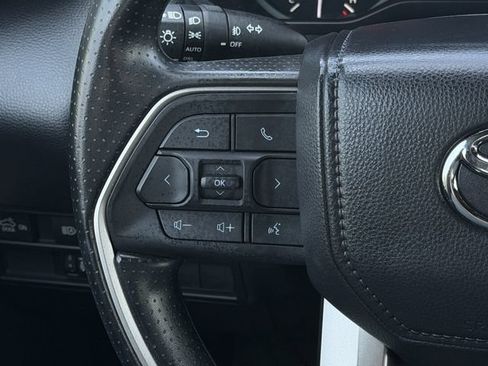 Used 2025 Toyota Tundra SR5 AWD/4WD image 15