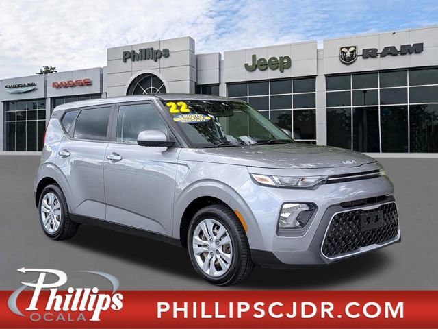 Used 2022 Kia Soul LX FWD image 1