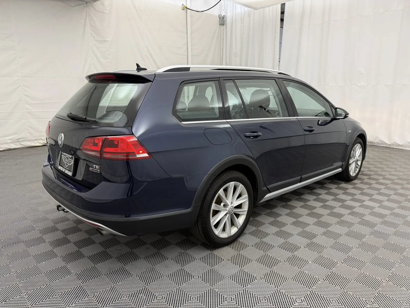 Used 2017 Volkswagen Golf Alltrack SE AWD/4WD image 5