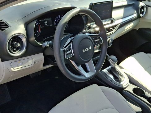 Used 2023 Kia Forte LXS w/ LXS Technology Package image 26