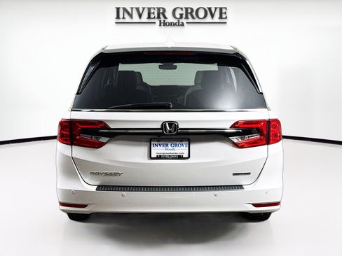 Used 2023 Honda Odyssey Touring image 6