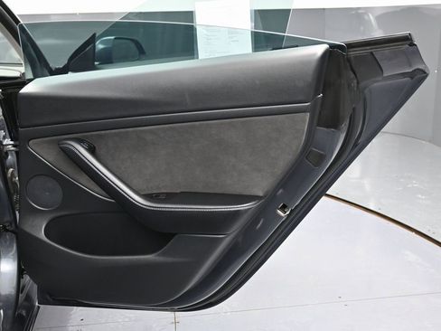 Used 2021 Tesla Model 3 Long Range image 40