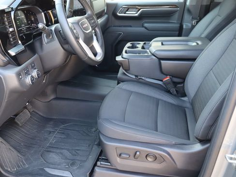 Used 2024 GMC Sierra 1500 Elevation AWD/4WD image 15