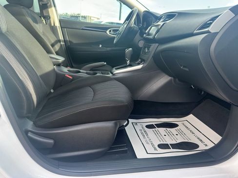 Used 2019 Nissan Sentra SV image 19