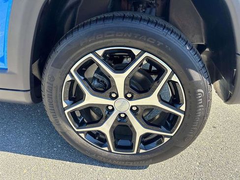 Certified 2024 Jeep Compass Limited image 7