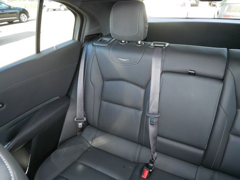 Used 2025 Cadillac XT4 Premium Luxury image 12