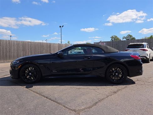 Used 2025 BMW M850i xDrive Convertible image 2