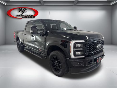 New 2026 Ford F250 Lariat w/ Black Appearance Package AWD/4WD image 3