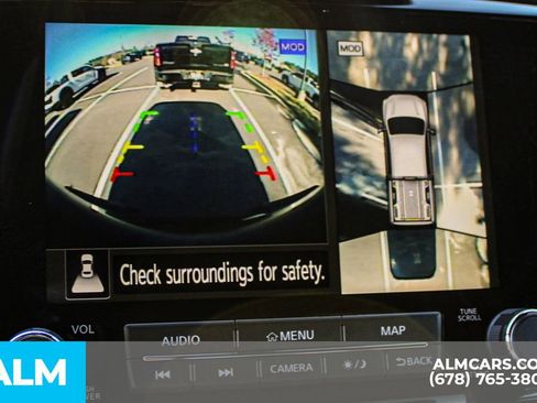 Used 2023 Nissan Titan PRO-4X w/ Pro-4x Convenience Package image 33