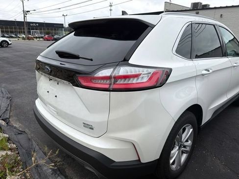 Used 2020 Ford Edge SEL w/ Convenience Package AWD/4WD image 4