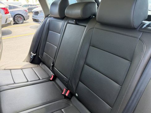 Used 2013 Volkswagen Jetta TDI FWD image 23