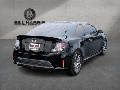 Used 2015 Scion tC image 4