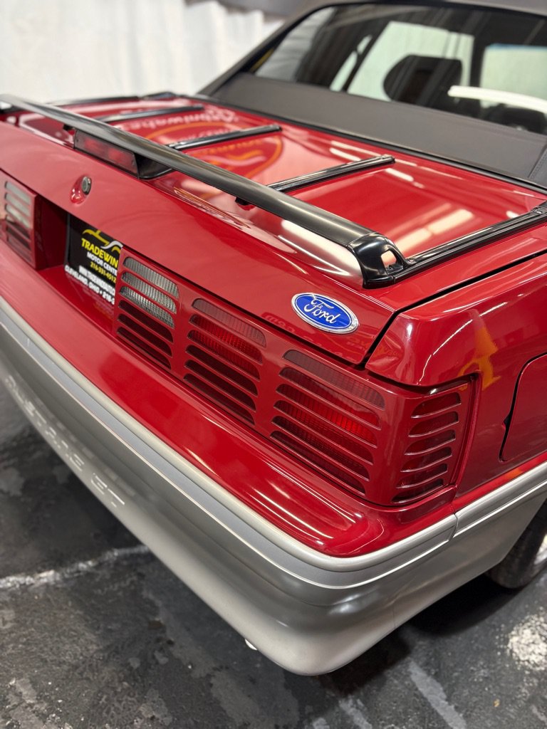Used 1987 Ford Mustang GT RWD image 11