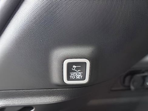 New 2026 Jeep Grand Cherokee Limited AWD/4WD image 12