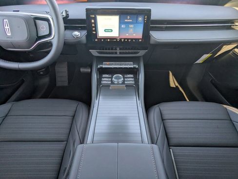 New 2026 Lincoln Nautilus Reserve image 20