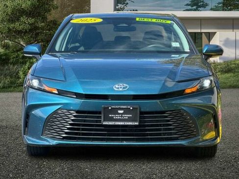 Used 2025 Toyota Camry LE FWD image 9